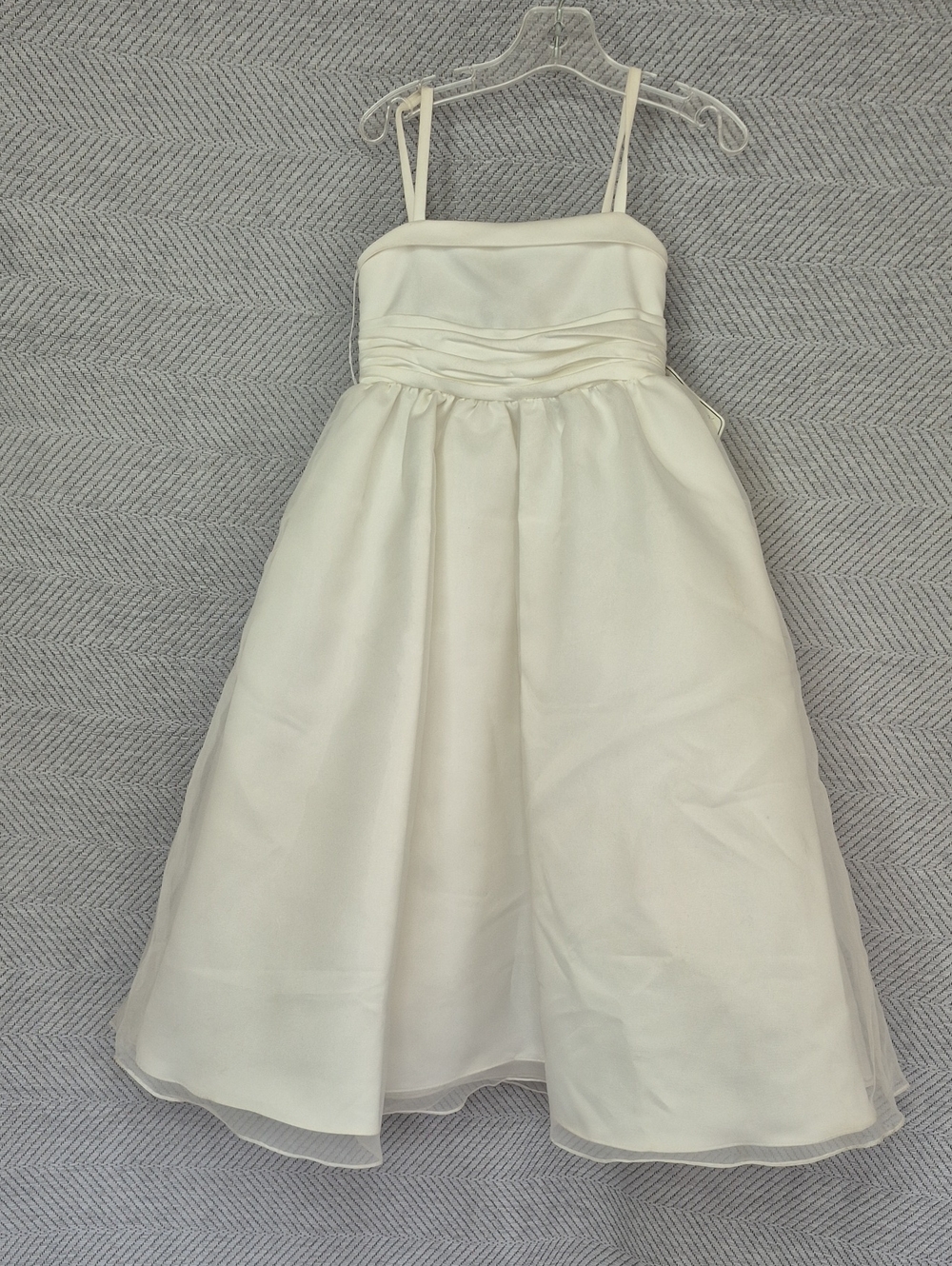 NWT MACIS Design Designer Diamond White Heirloom Flower Girl Bridal Gown Size 2